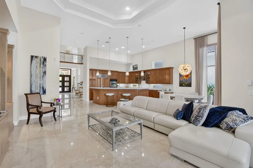 17936 Villa Club Way Boca Raton FL 33496