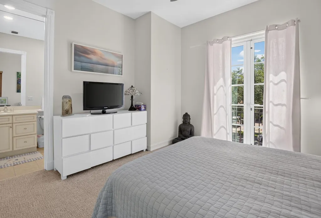 17936 Villa Club Way Boca Raton FL 33496