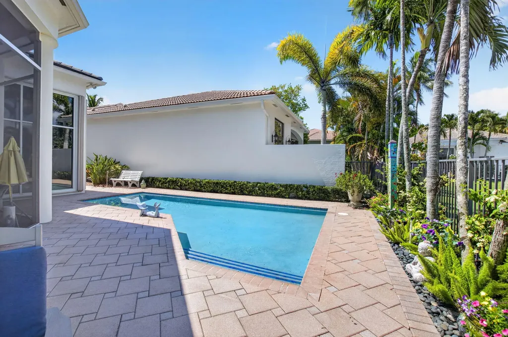 17936 Villa Club Way Boca Raton FL 33496