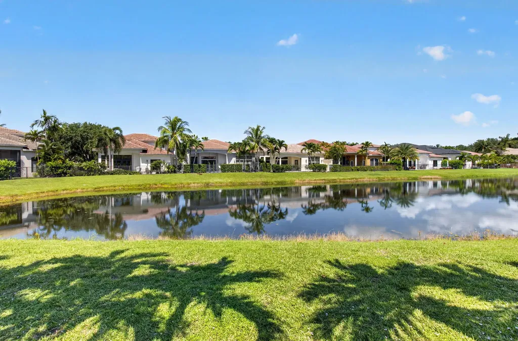 17936 Villa Club Way Boca Raton FL 33496