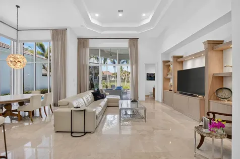 17936 Villa Club Way Boca Raton FL 33496