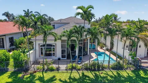 17936 Villa Club Way Boca Raton FL 33496