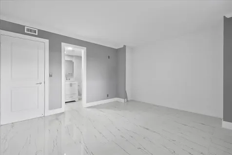 3040 Lake Shore Drive Riviera Beach FL 33404