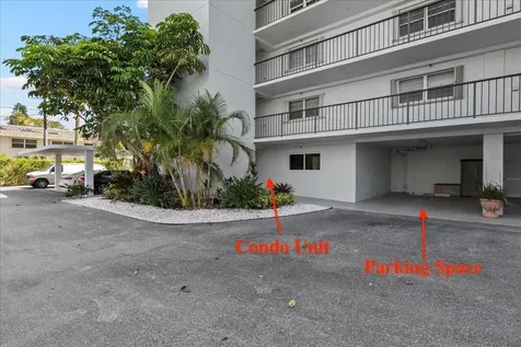 3040 Lake Shore Drive Riviera Beach FL 33404