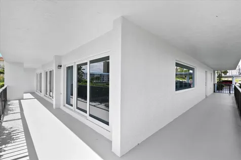 3040 Lake Shore Drive Riviera Beach FL 33404