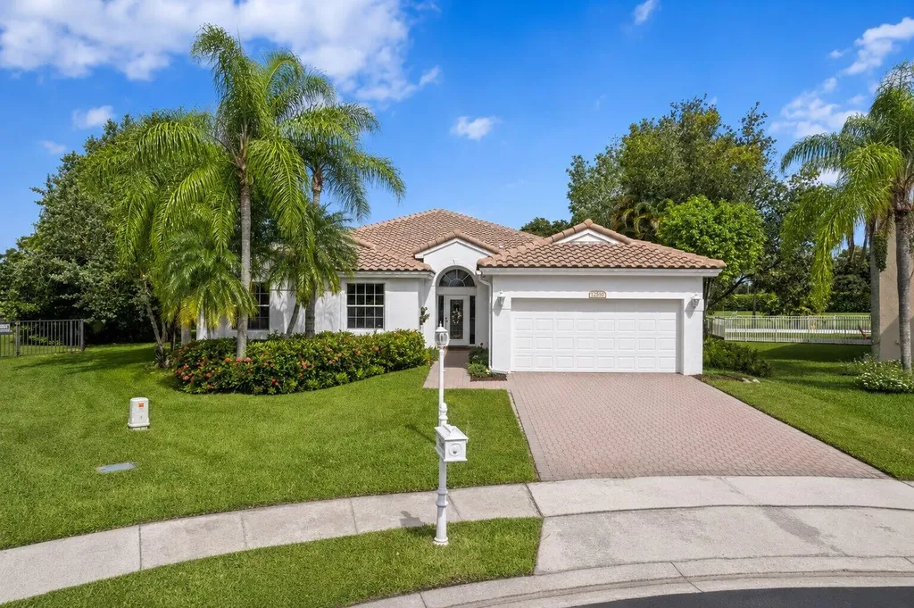 Boca Raton FL, 12800 Yardley Drive
