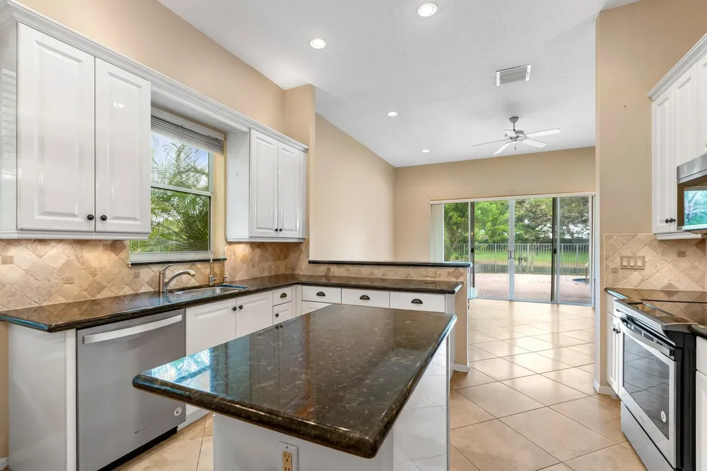 12800 Yardley Drive Boca Raton FL 33428