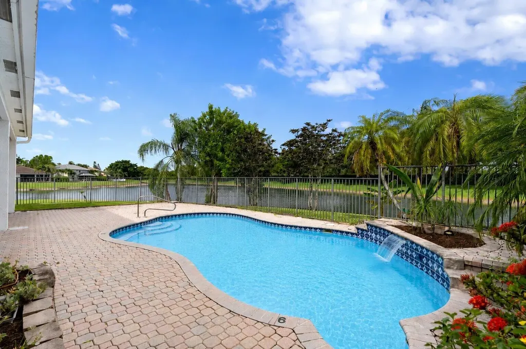 12800 Yardley Drive Boca Raton FL 33428