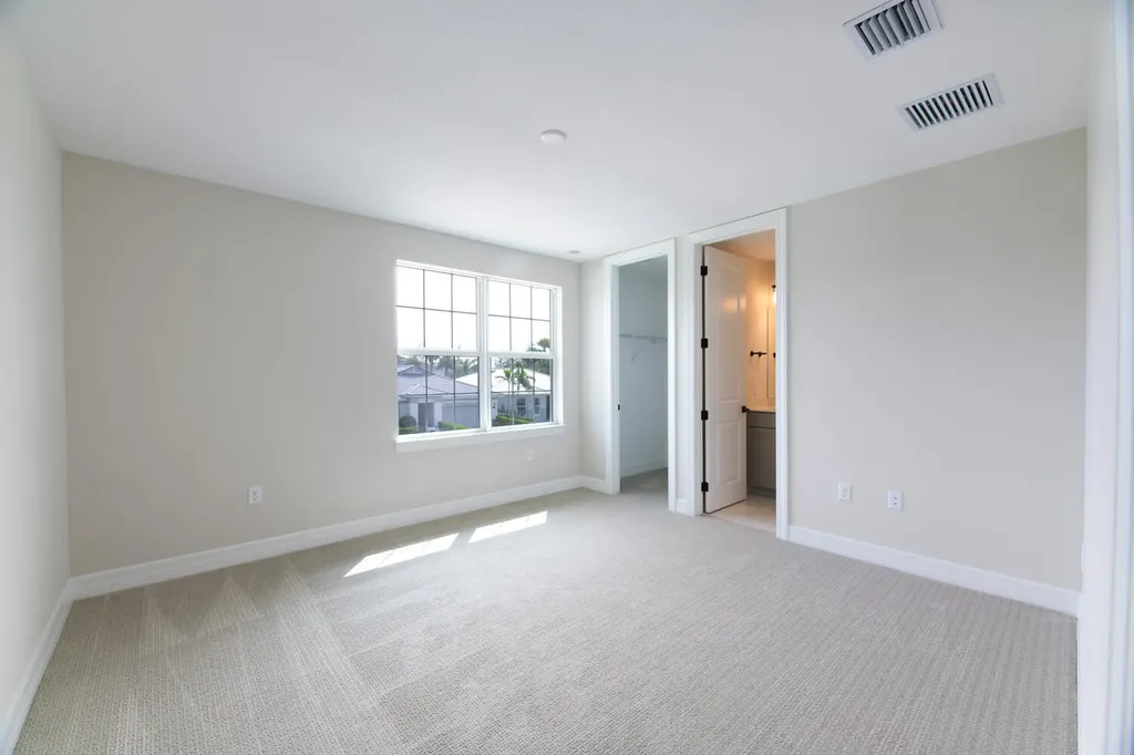 9677 Mosler Trail Lake Worth FL 33467