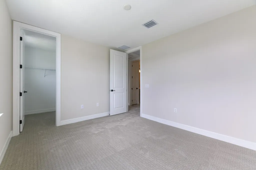 9677 Mosler Trail Lake Worth FL 33467