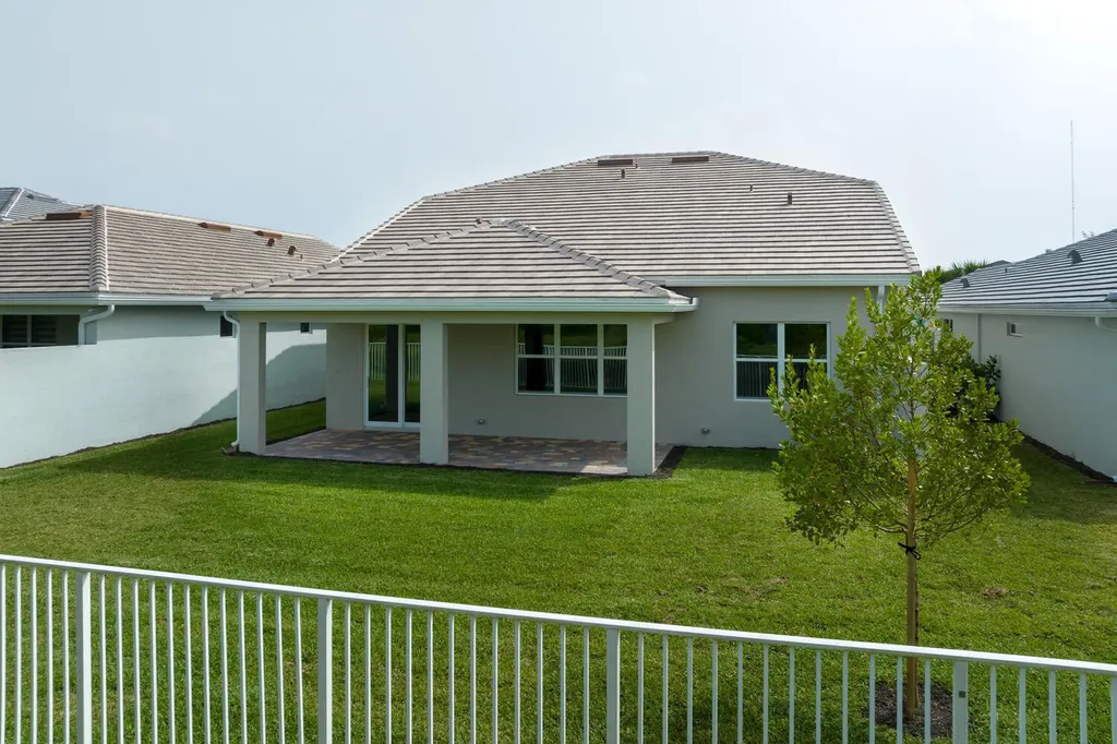 9677 Mosler Trail Lake Worth FL 33467
