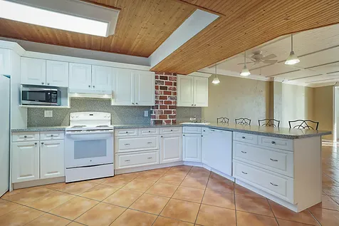 896 N Federal Highway Lantana FL 33462