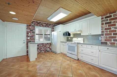 896 N Federal Highway Lantana FL 33462