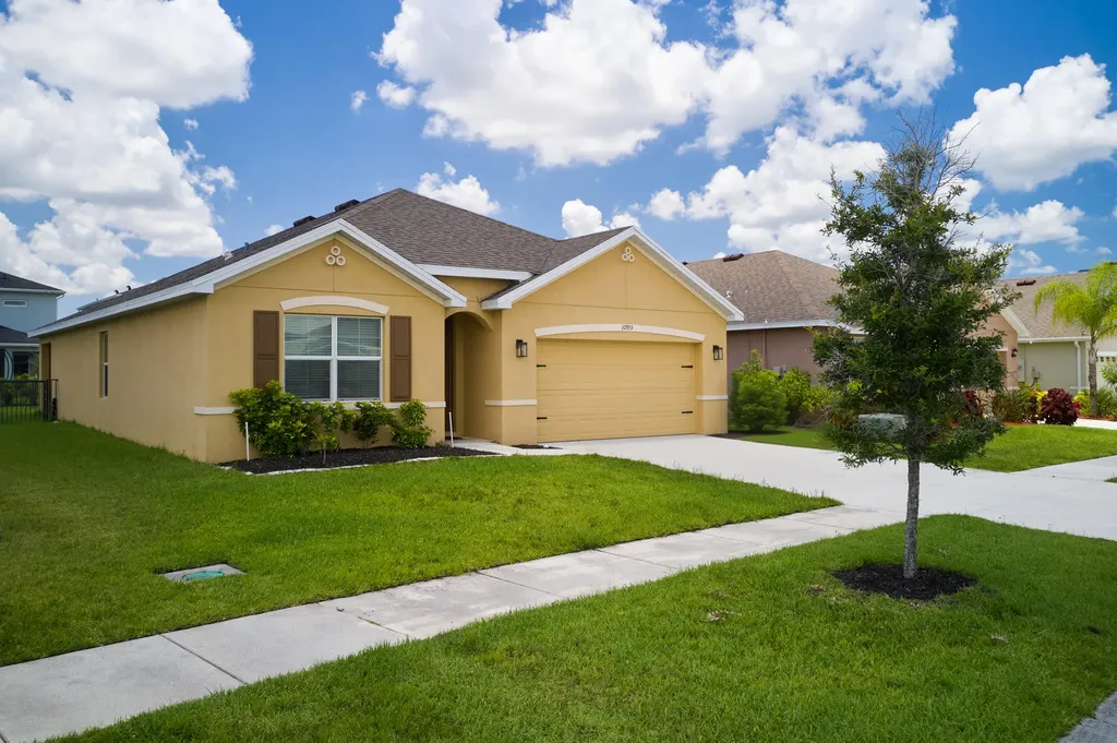10953 SW Tessili Way Port St Lucie FL 34987