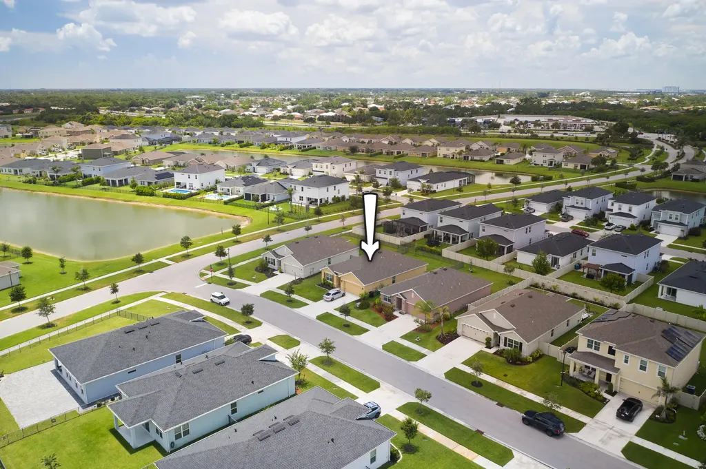 10953 SW Tessili Way Port St Lucie FL 34987