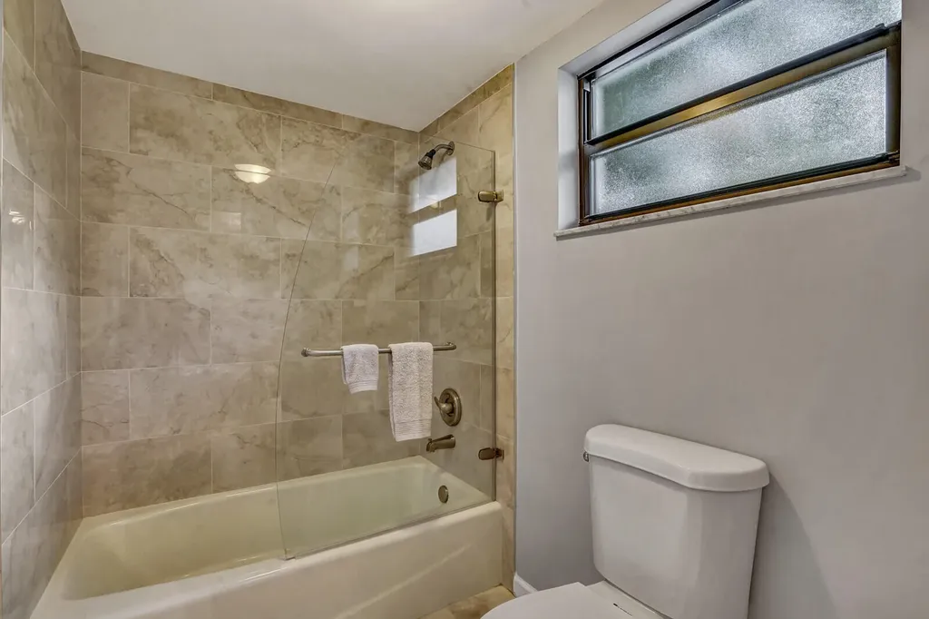 11863 Wimbledon Circle Wellington FL 33414
