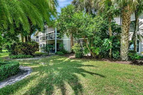 11863 Wimbledon Circle Wellington FL 33414