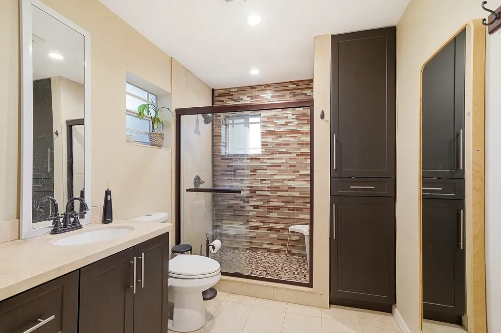 1208 N 31st Avenue Hollywood FL 33021