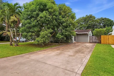 1208 N 31st Avenue Hollywood FL 33021