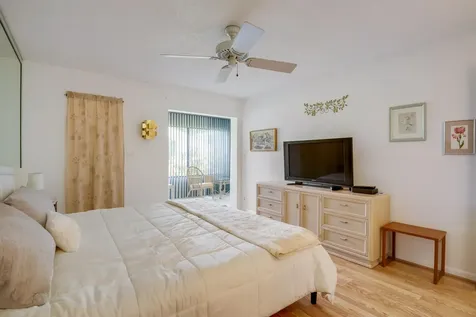 3154 Via Poinciana Greenacres FL 33467