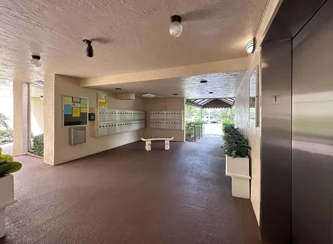 3154 Via Poinciana Greenacres FL 33467