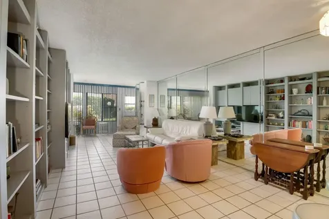 3154 Via Poinciana Greenacres FL 33467