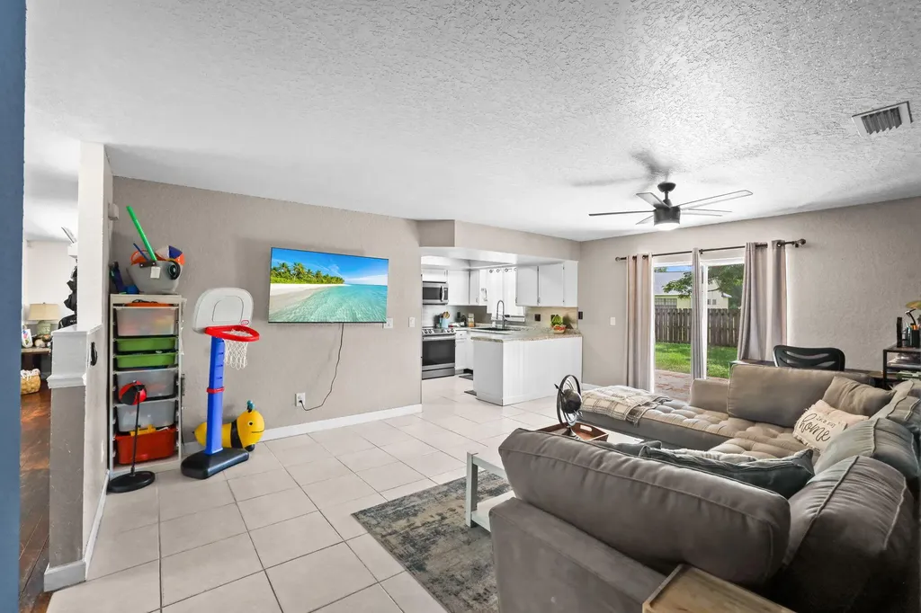2485 SE Alden Street Port St Lucie FL 34984