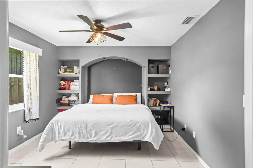 2485 SE Alden Street Port St Lucie FL 34984