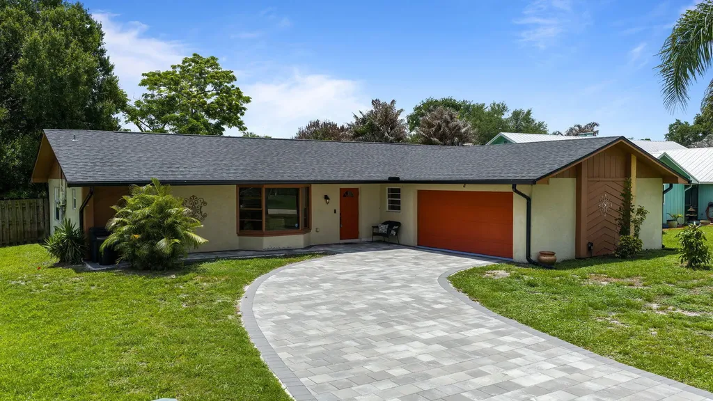 2485 SE Alden Street Port St Lucie FL 34984