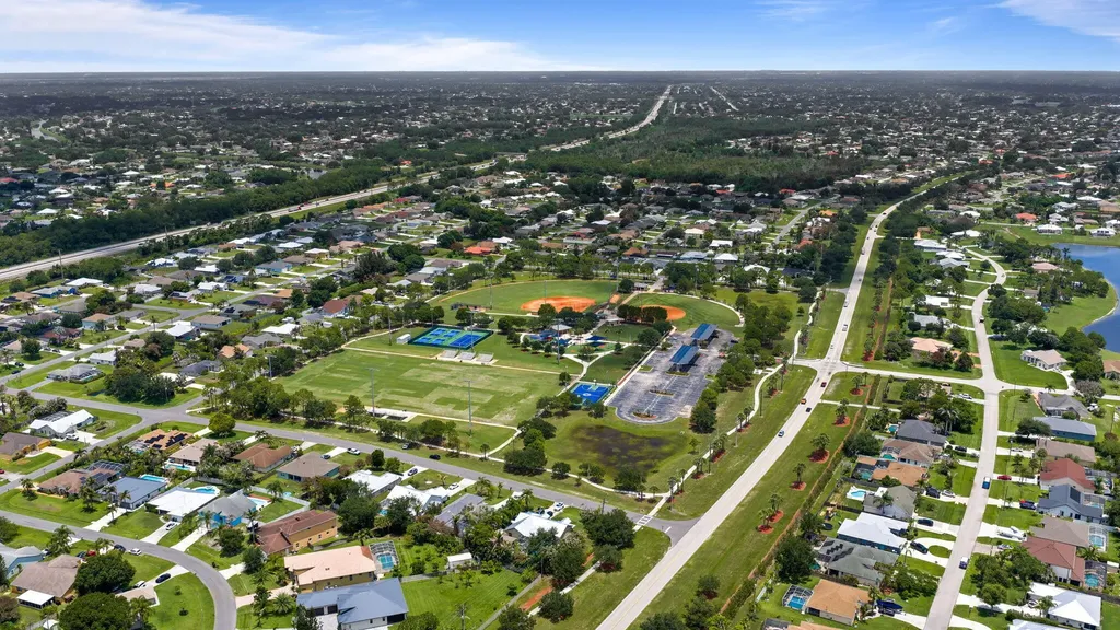 2485 SE Alden Street Port St Lucie FL 34984