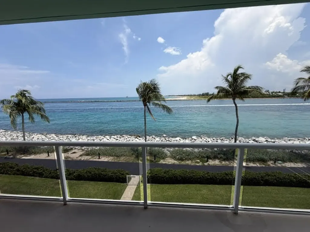 140 Inlet Way Palm Beach Shores FL 33404
