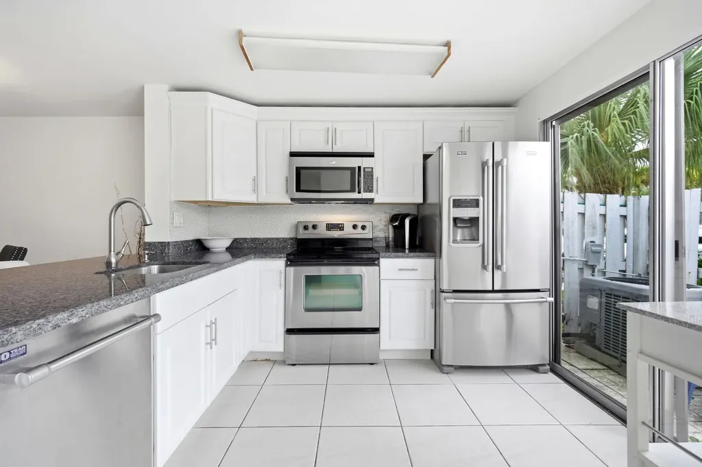2683 NE 15th Street Pompano Beach FL 33062