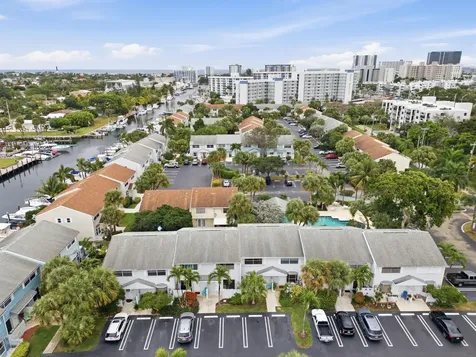 2683 NE 15th Street Pompano Beach FL 33062