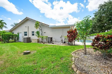 10801 NW 7th Street Coral Springs FL 33071