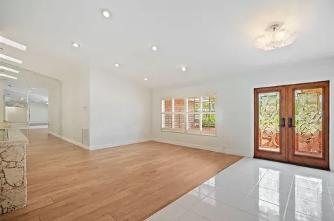 10801 NW 7th Street Coral Springs FL 33071