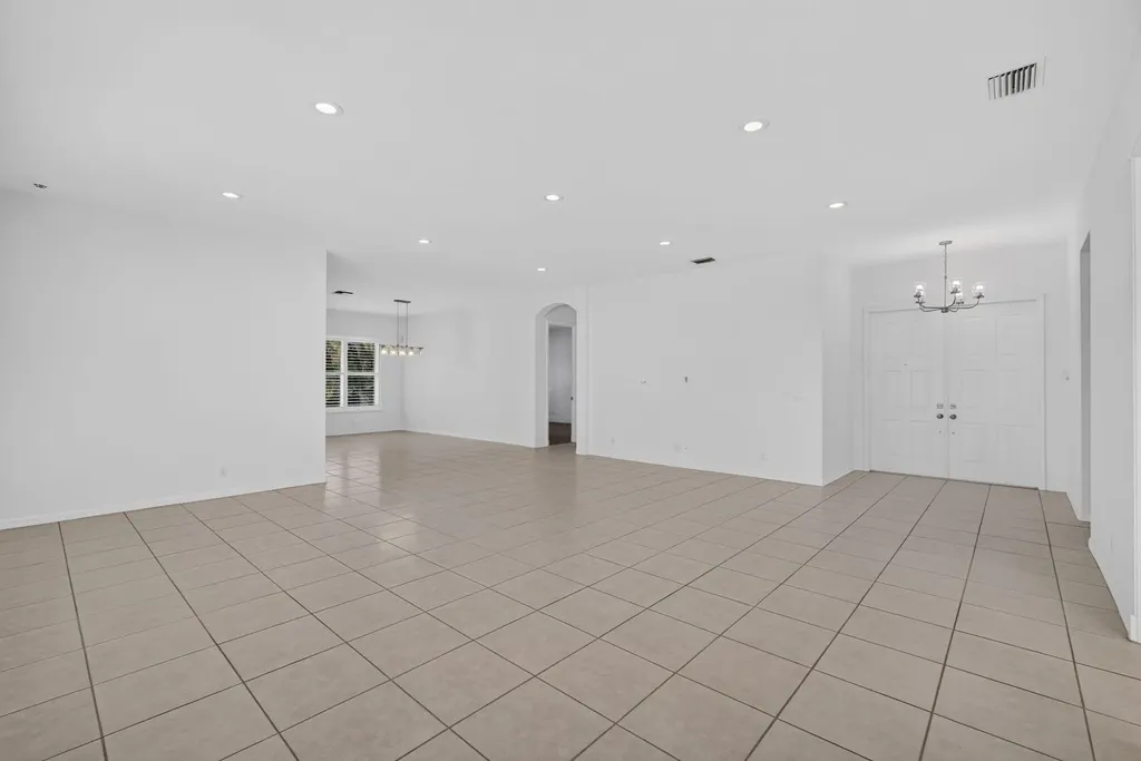 235 Via Condado Way Palm Beach Gardens FL 33418