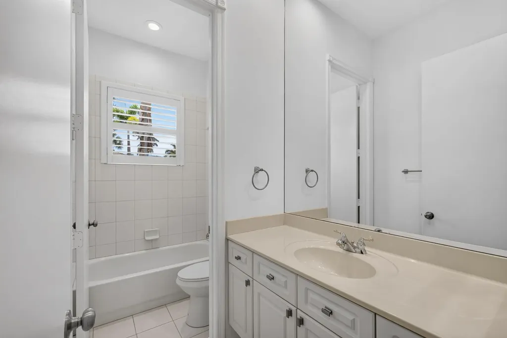235 Via Condado Way Palm Beach Gardens FL 33418