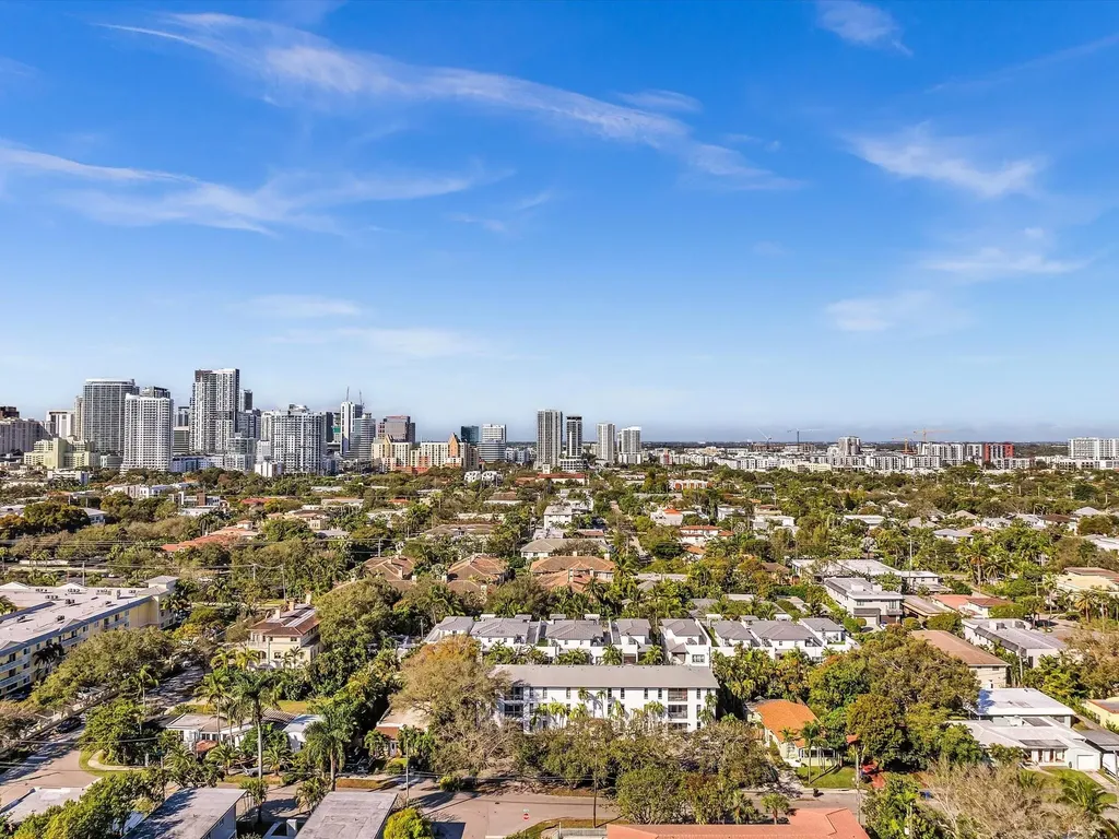 215 NE 16th Avenue Fort Lauderdale FL 33301