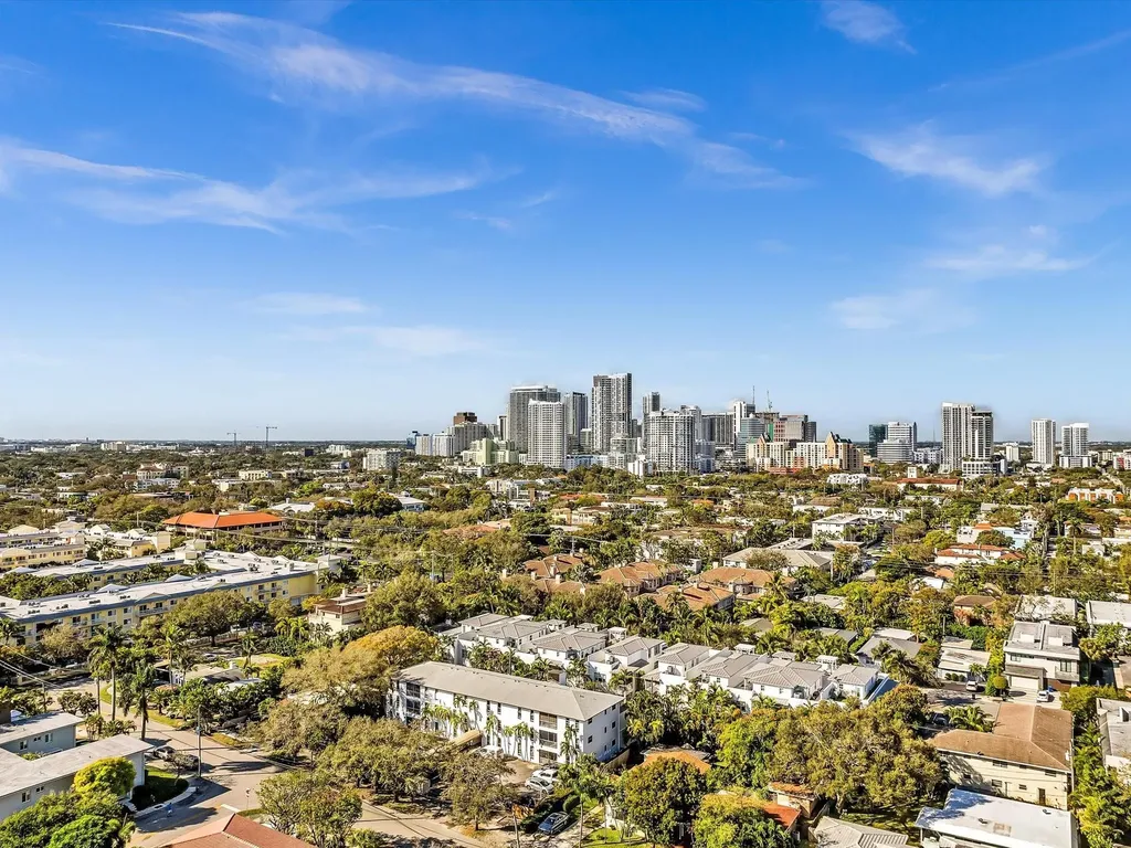 215 NE 16th Avenue Fort Lauderdale FL 33301