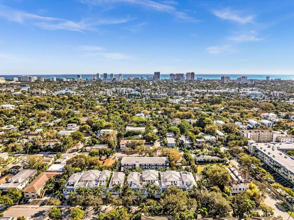215 NE 16th Avenue Fort Lauderdale FL 33301
