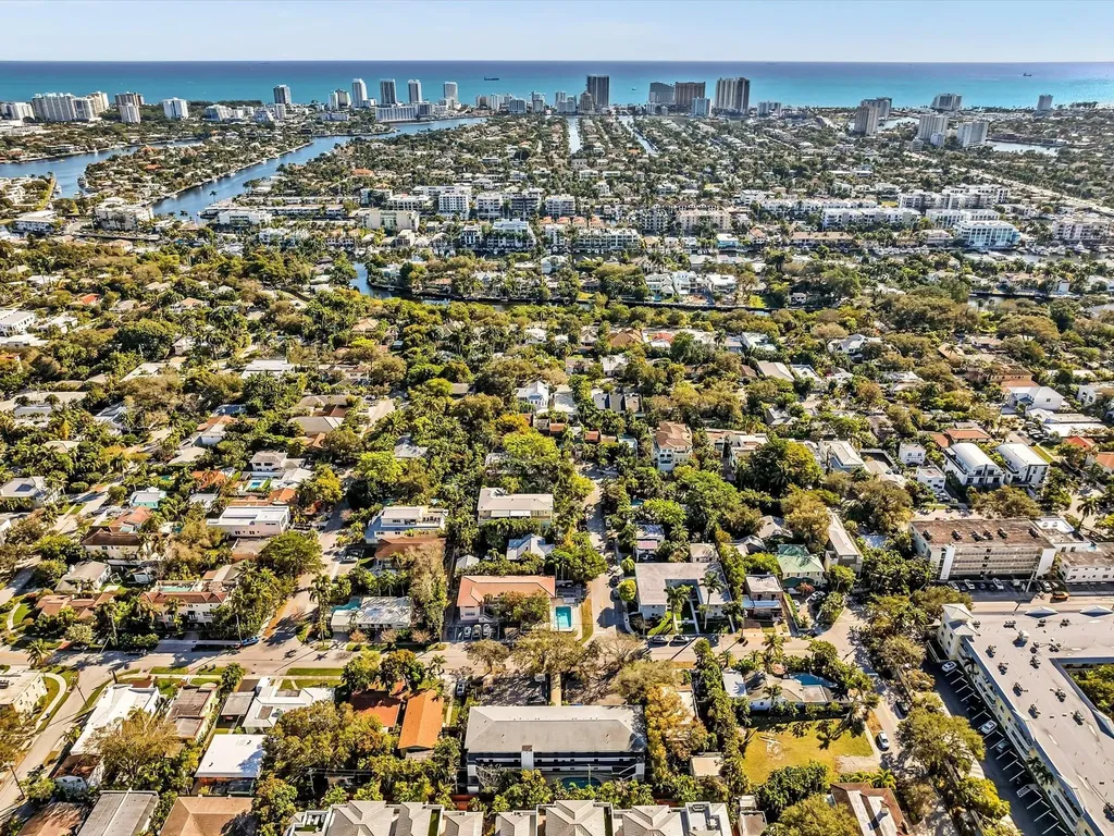 215 NE 16th Avenue Fort Lauderdale FL 33301