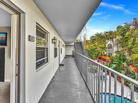 215 NE 16th Avenue Fort Lauderdale FL 33301