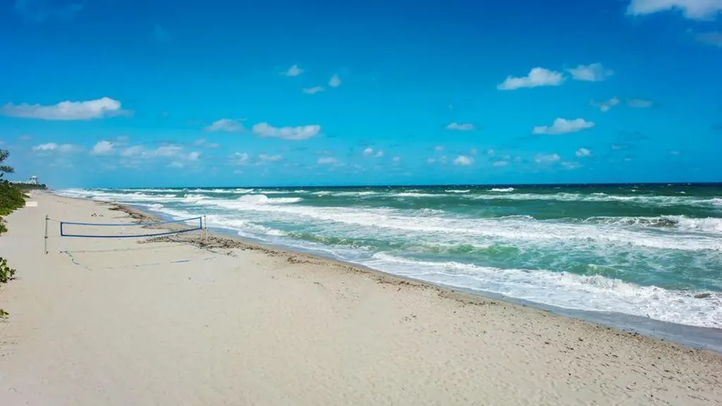 401 NE 10th Terrace Boca Raton FL 33432