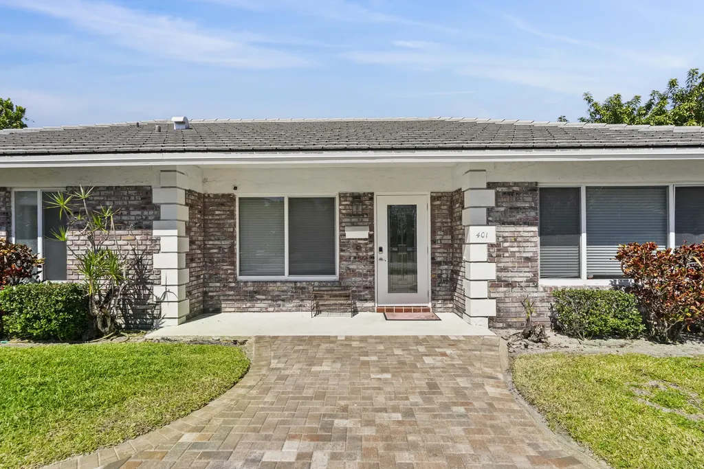 401 NE 10th Terrace Boca Raton FL 33432