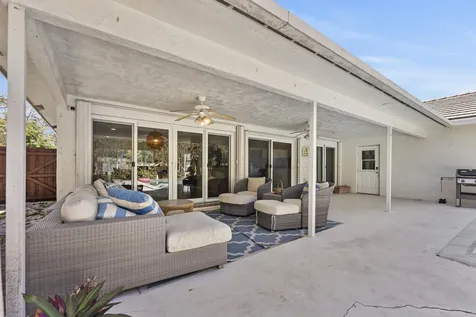 401 NE 10th Terrace Boca Raton FL 33432