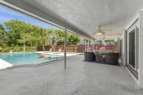 401 NE 10th Terrace Boca Raton FL 33432