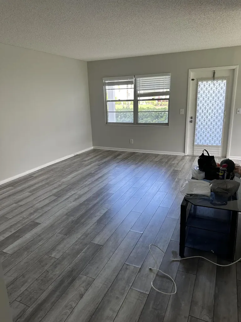 599 Fanshaw O Boca Raton FL 33434
