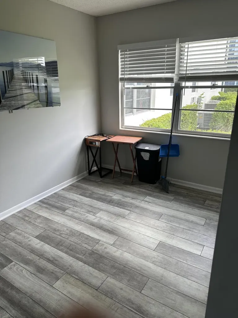 599 Fanshaw O Boca Raton FL 33434