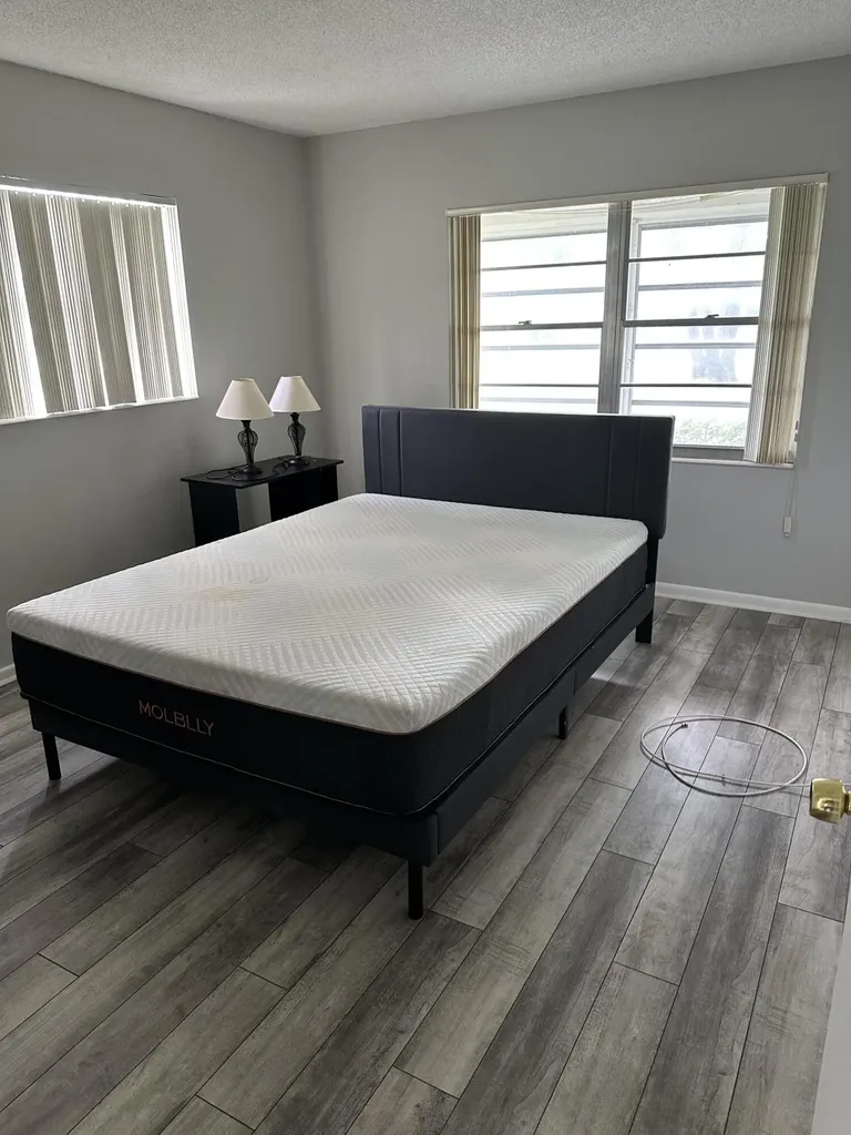 599 Fanshaw O Boca Raton FL 33434