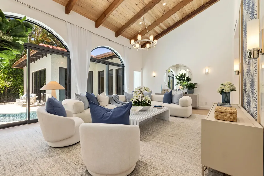 260 Everglade Avenue Palm Beach FL 33480